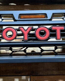 Parrilla Toyota Hilux Revo